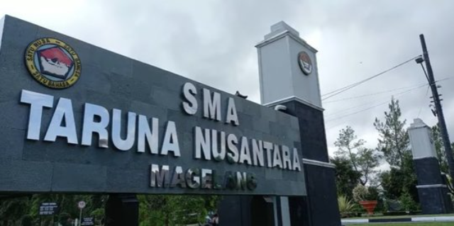 5 SMA Negeri Favorite Siswa - Siswi di Semarang